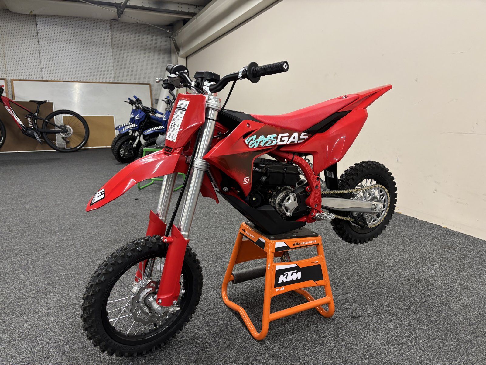 2027 GASGAS MC-E 5
