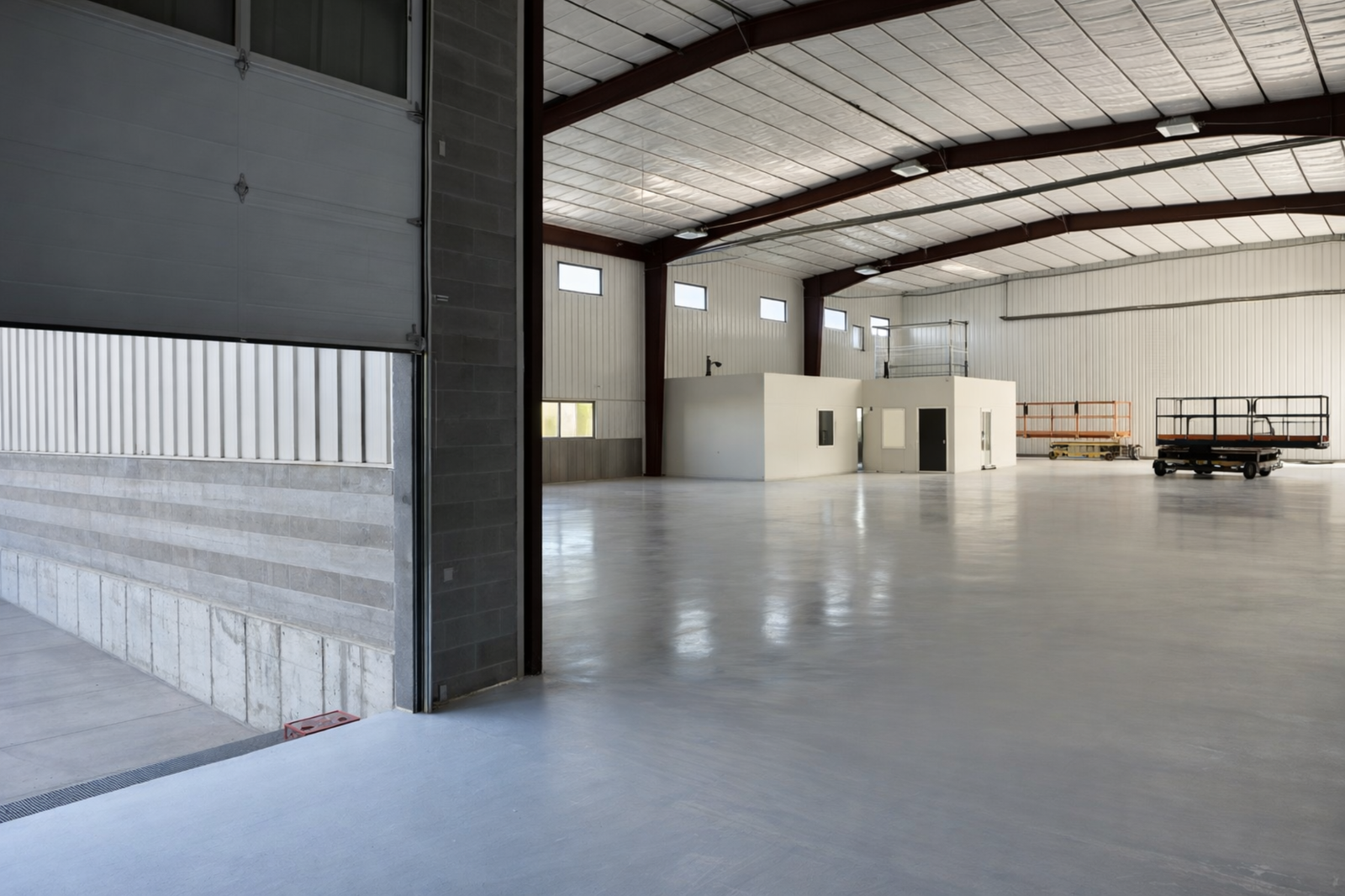 Warehouse / Distribution Space For Lease – Layton – 8,000 to 20,000 SF Available