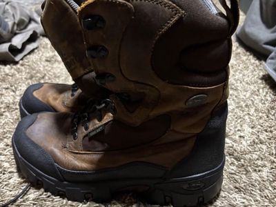 Hunting boots
