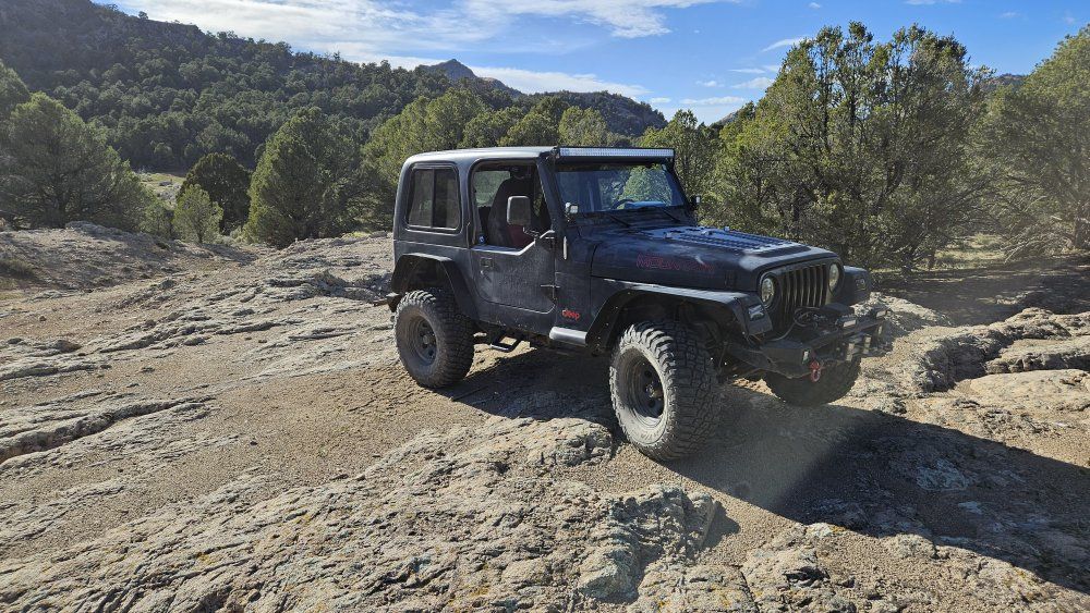 V8 swapped Jeep Wrangler Tj project