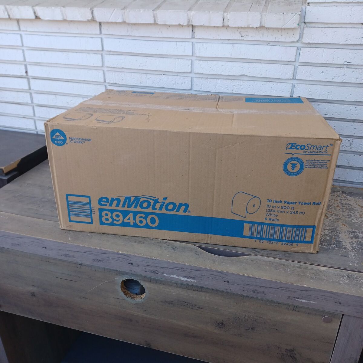 Enmotion 10 inch paper towel roll