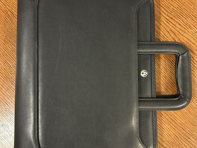 Black Briefcase Folio Organizer with Zipper, Multiple Pockets, Notepad, Pen Holders