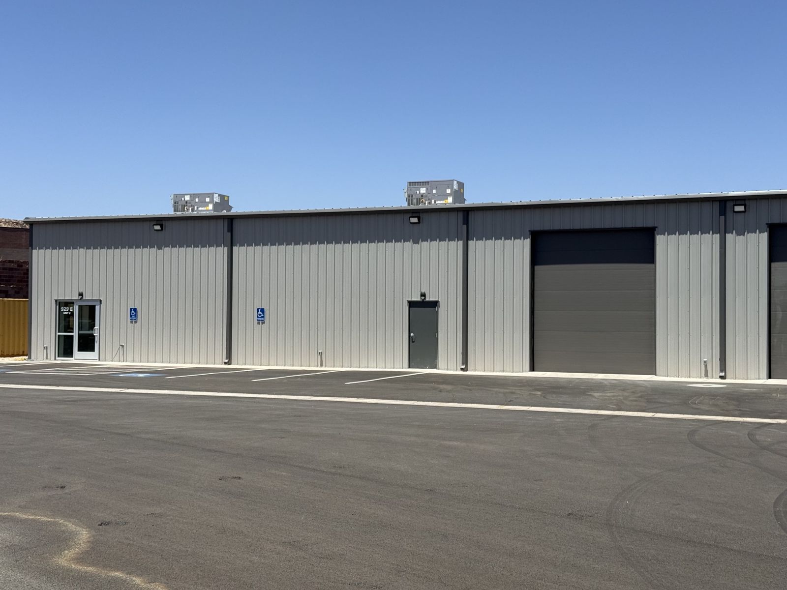 4000 SF Warehouse with Central HVAC in St. George in Fort Pierce Industrial.