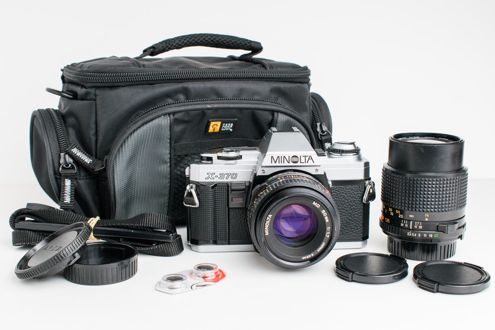 Minolta X-370N 35mm camera with 2 prime lenses. Tested!