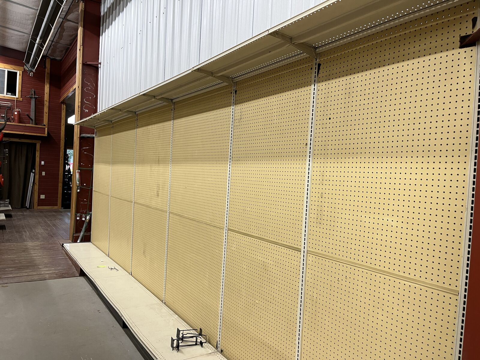 Shelving - Lozier Gondola Retail Fixtures