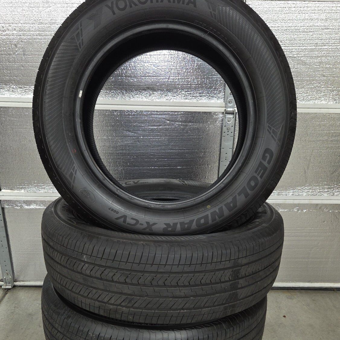 265/60r20 Yokohama Geolander X-CV tires