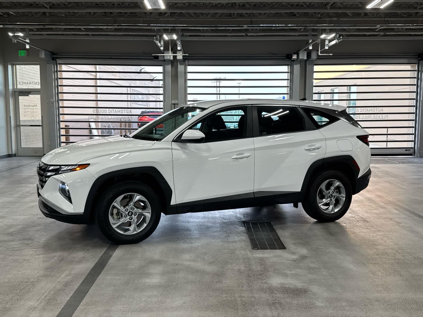 2023 Hyundai Tucson SE
