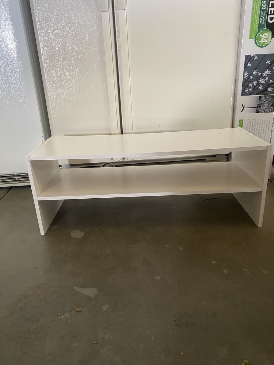Shoe shelf