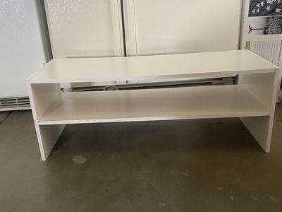 Shoe shelf