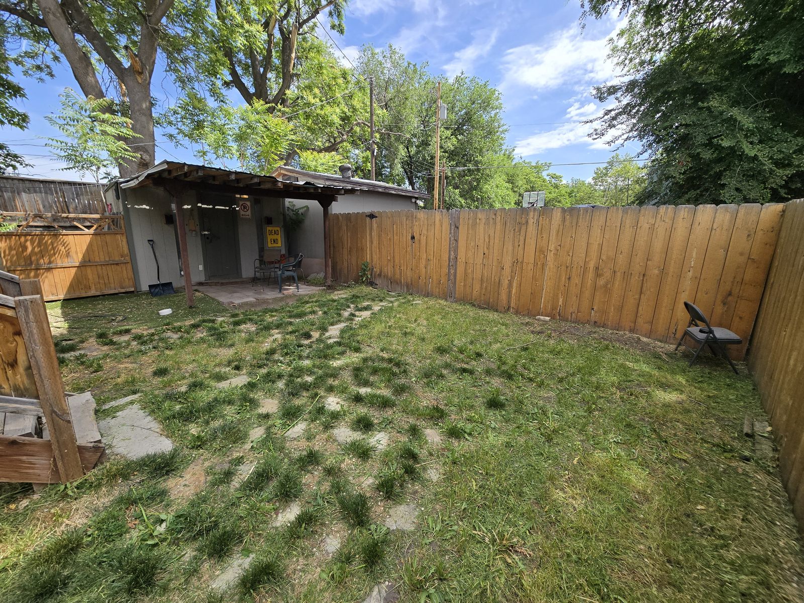 Main image 12