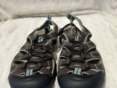 Keen Women’s 8 Brown/Blue WP Hiking Sandals