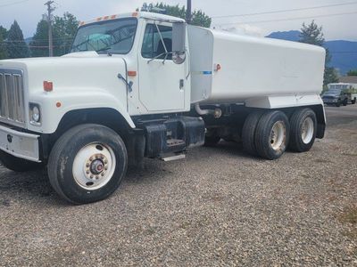 Nice stock water hauling Truck