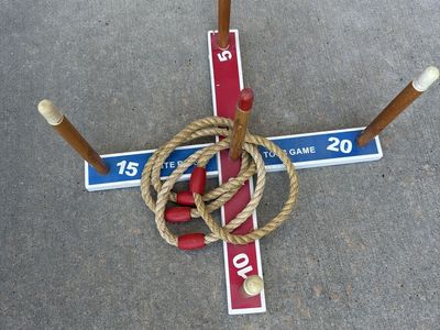 Vintage Wooden Ring Toss Lawn Game with Target Base and Rope Rings