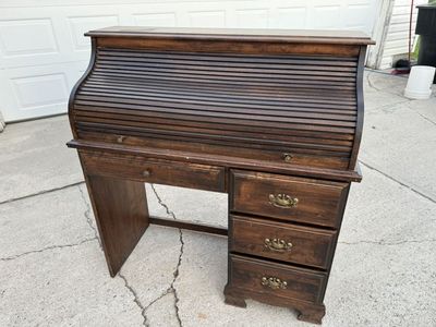 single-pedestal roll-top (tambour) desk