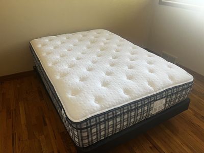 Bed (Full)