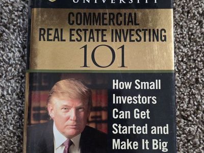 Trump University: Commercial Real Estate Investing 101 by David Lindahl (Hardcover)
