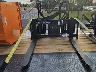 Arteer RPT-42L Rotating Hydraulic Pallet Forks 3000 lbs Capacity