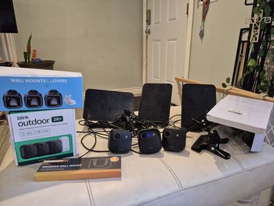 Blink Outdoor 2K+ Security Camera System (3 Cams, Sync Module, Solar Panels & Mounts)