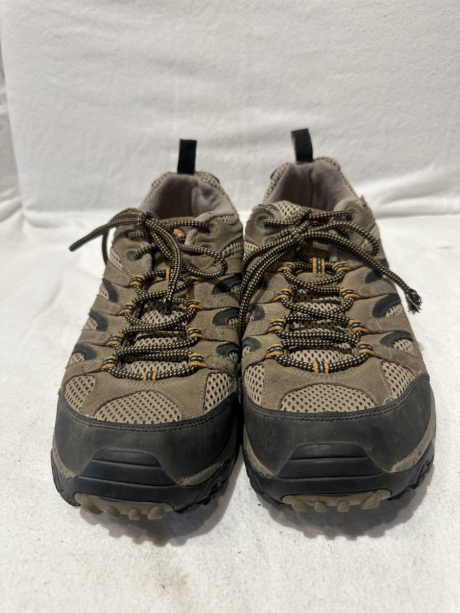 Merrell Men’s 11.5 Walnut Beige/Black Hiking Shoes
