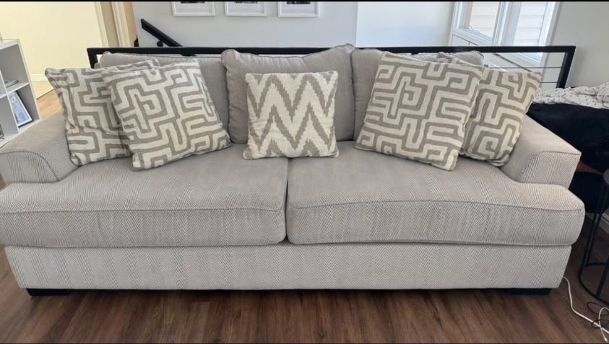 Clean Comfortable sofa Info In Description