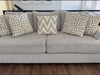 Clean Comfortable sofa Info In Description