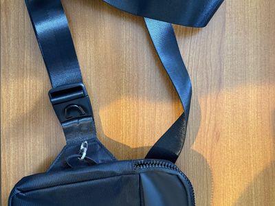 Global Concepts Sling Bag