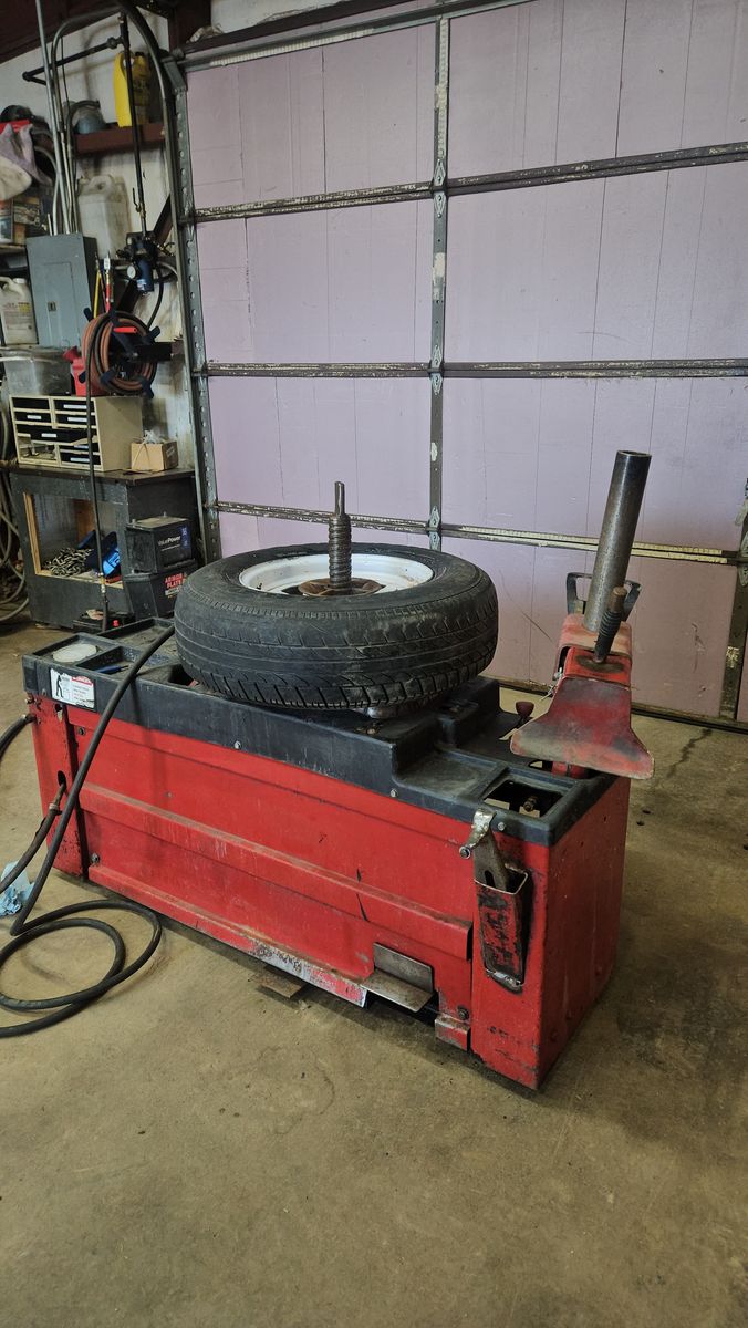 Coats 4050A Tire Machine