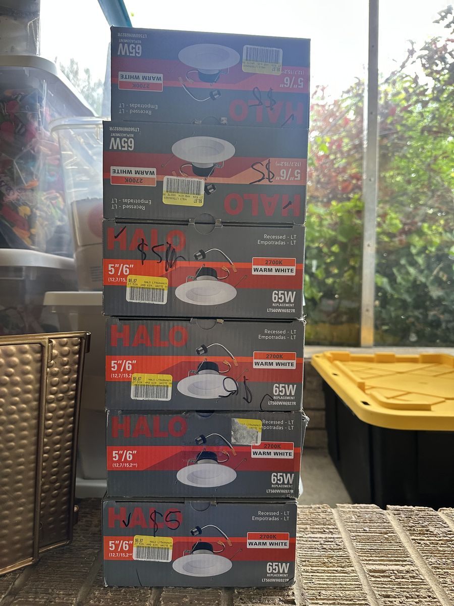 Halo 5/6" 65W Warm White Dimmable LED Recessed Light Bulb & Trim Replacement