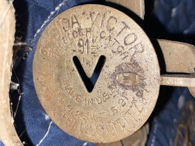 Vintage Victor No. 91 1/2 Under Spring Trap Co. Trap