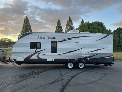 2011 Dutchmen Aspen Trail 28 foot Camper!