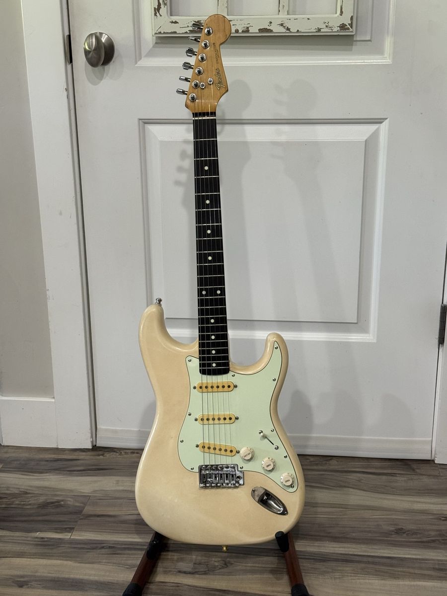 Fender Stratocaster Electric Guitar - Made in Japan, Vintage White
