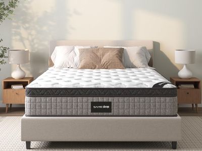 Anwick 10" Queen Mattress in a Box Hybrid