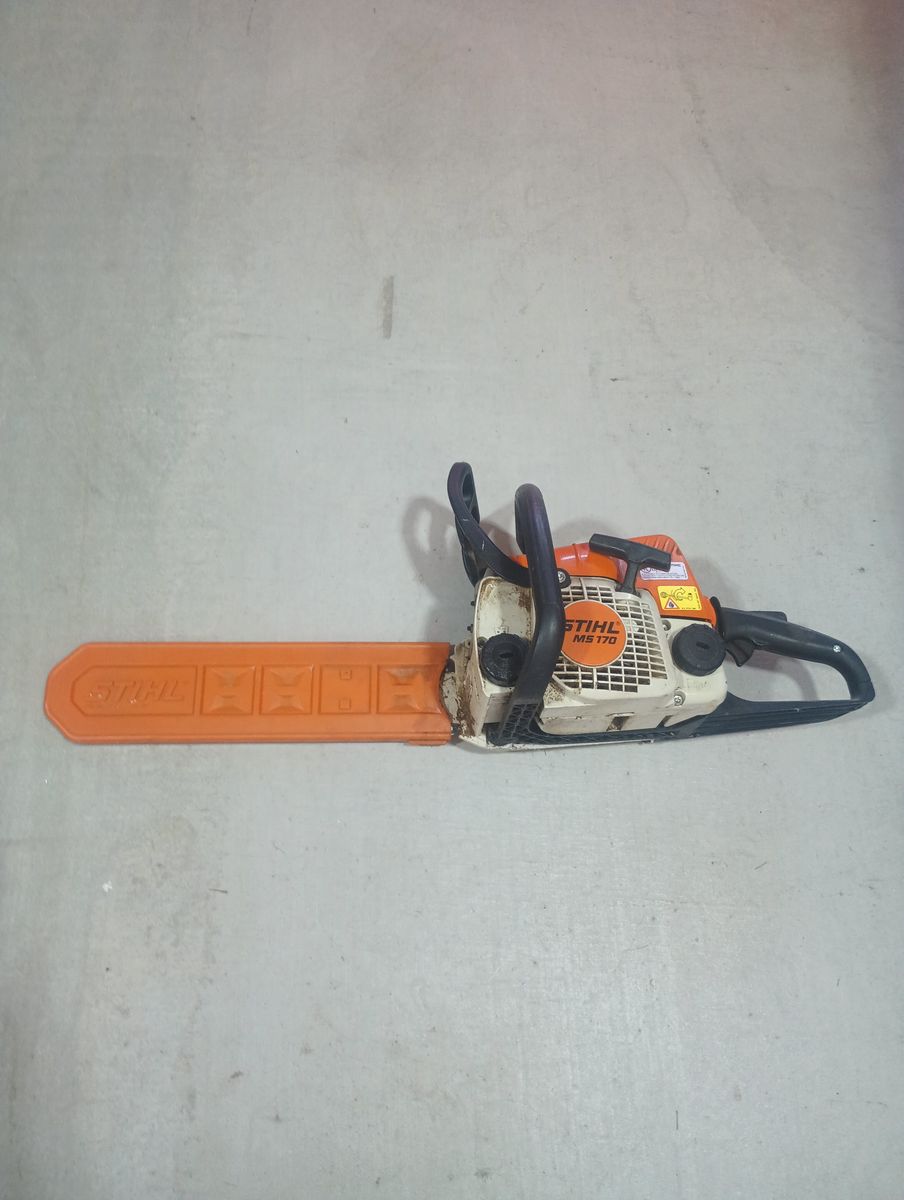 STIHL MS 170 Gas Chainsaw with Bar Guard Sheath