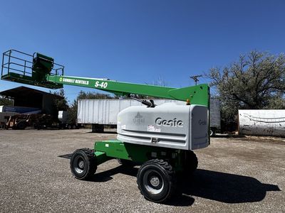Genie S-40 4x4 Boom Lift Manlift