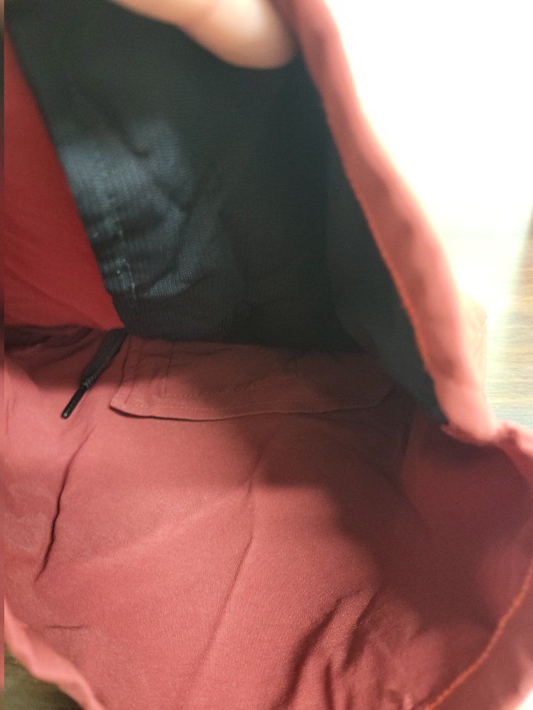 Main image 7