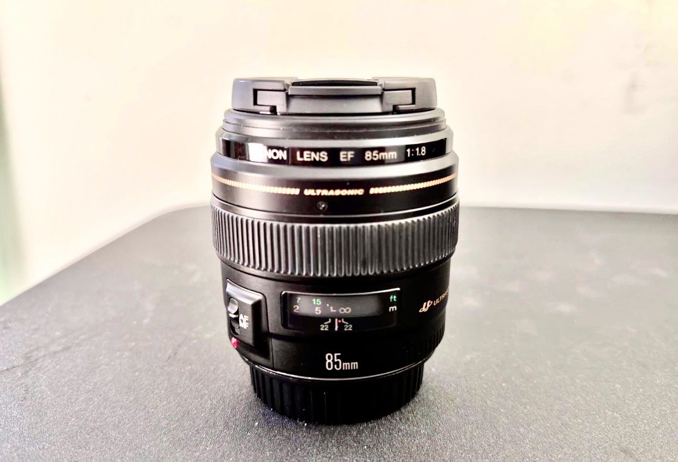 Canon lenses: works great, no issues, EF mount.