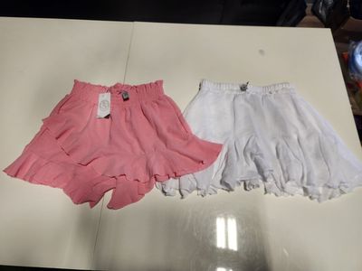 2 Women’s Flowy Skorts – Size Small – Pink & White – $15