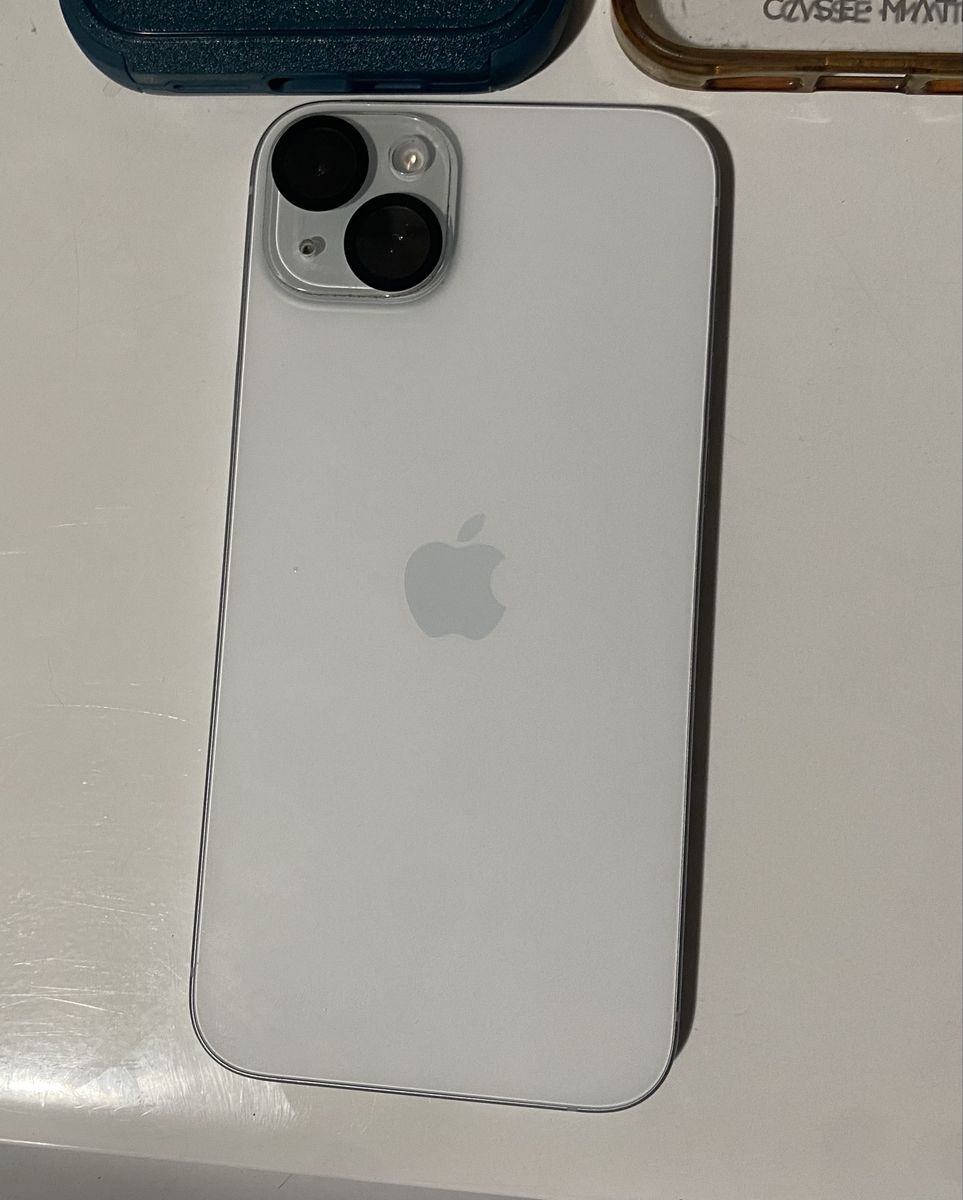 iPhone 15 plus unlocked