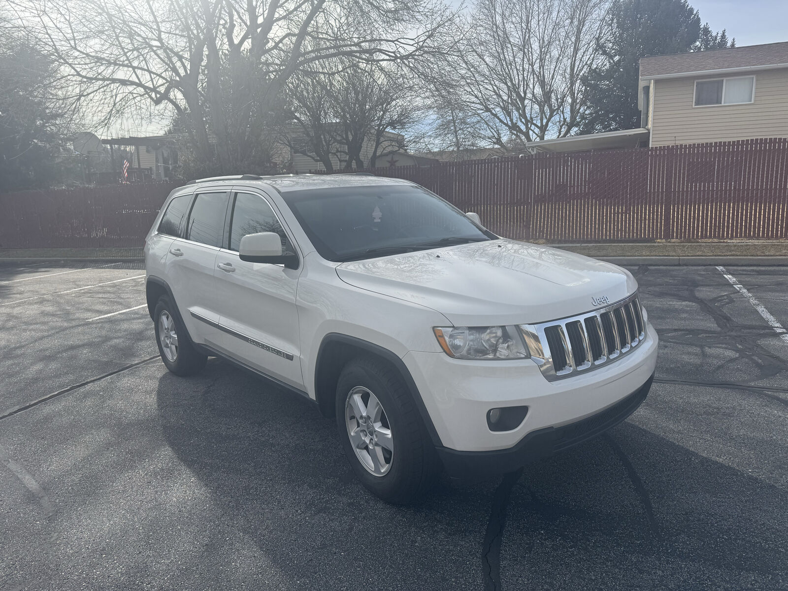 2011 JEEP GRAND CHEROKEE Laredo