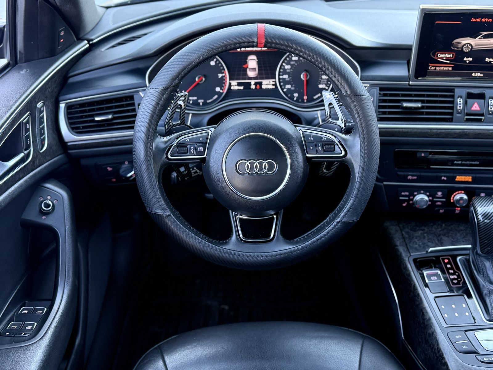 Main image 6