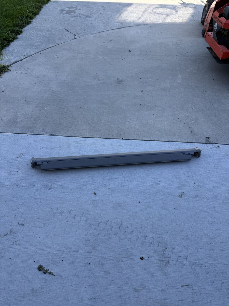 1996 - 2002 Toyota 4Runner SR5 Rear Cargo Cover Round Insert -  OEM