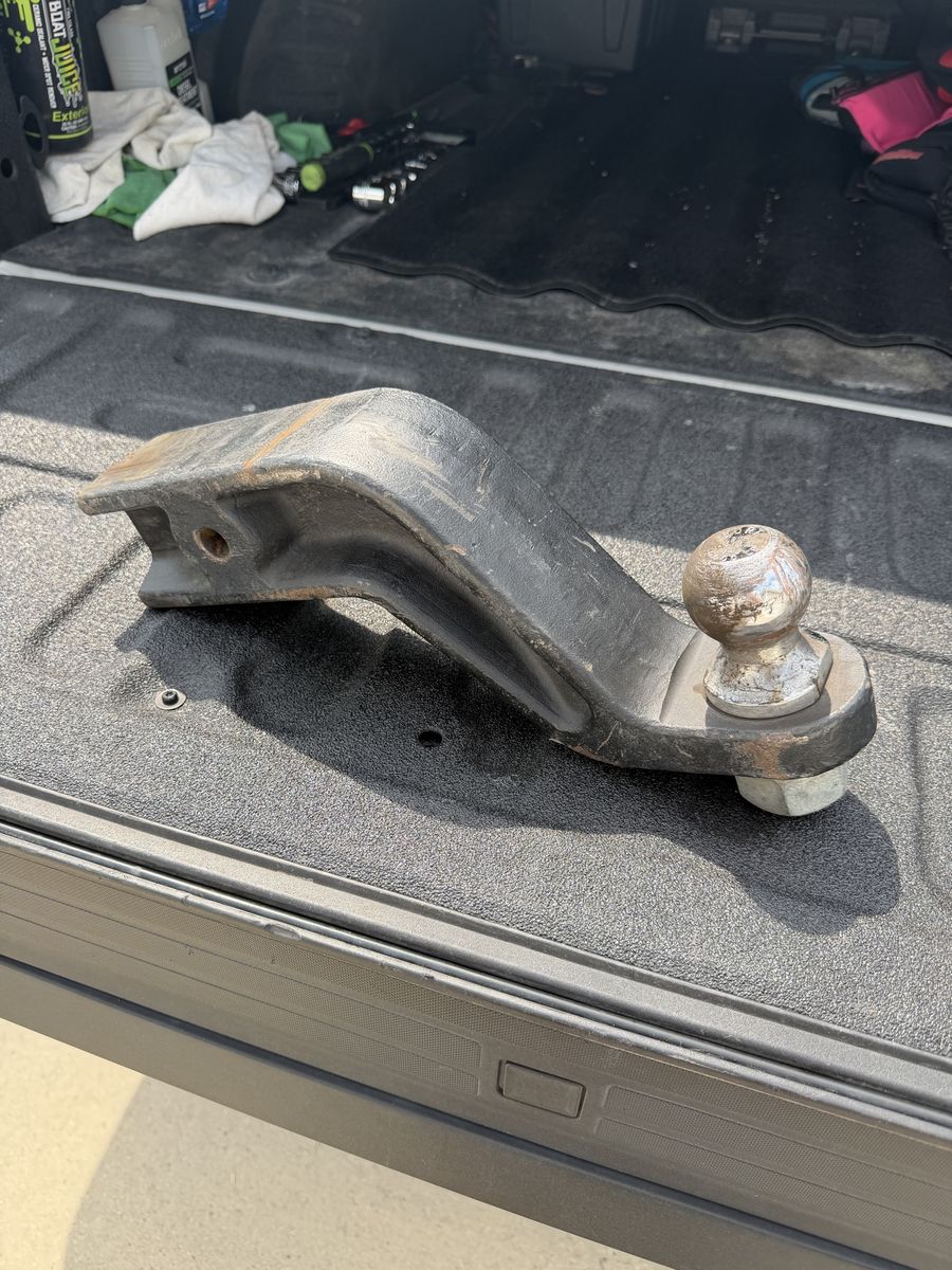 CURT 3” Receiver Heavy-Duty Hitch Ball Mount 