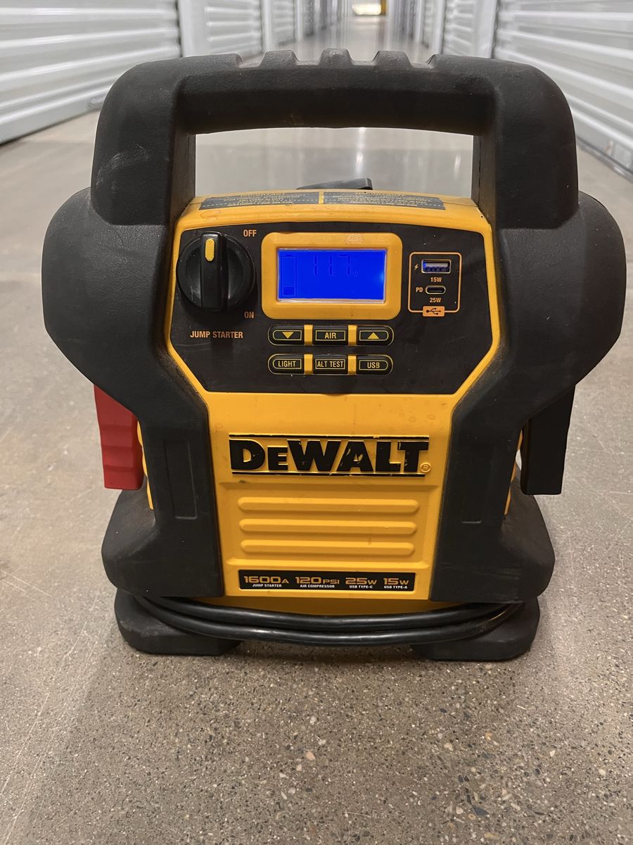 DEWALT DXAEJ14 1600A Peak Car Jump Starter w/ 120 PSI Air Compressor, USB-C, USB-A