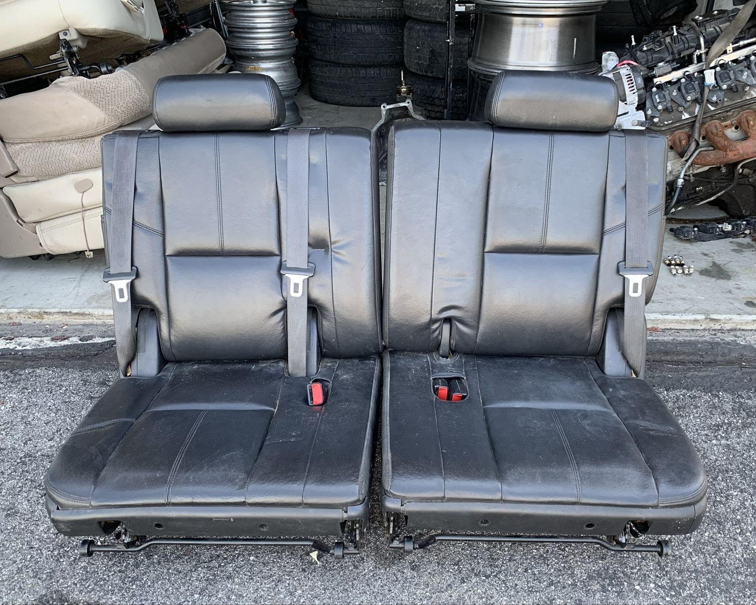 GMC Chevy Cadillac SUV third row split bench seats GMT900 2007-2013