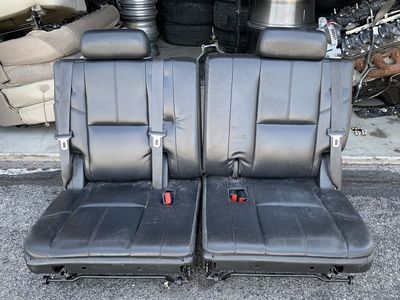 GMC Chevy Cadillac SUV third row split bench seats GMT900 2007-2013