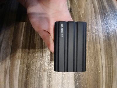 Samsung T7 Shield 4TB