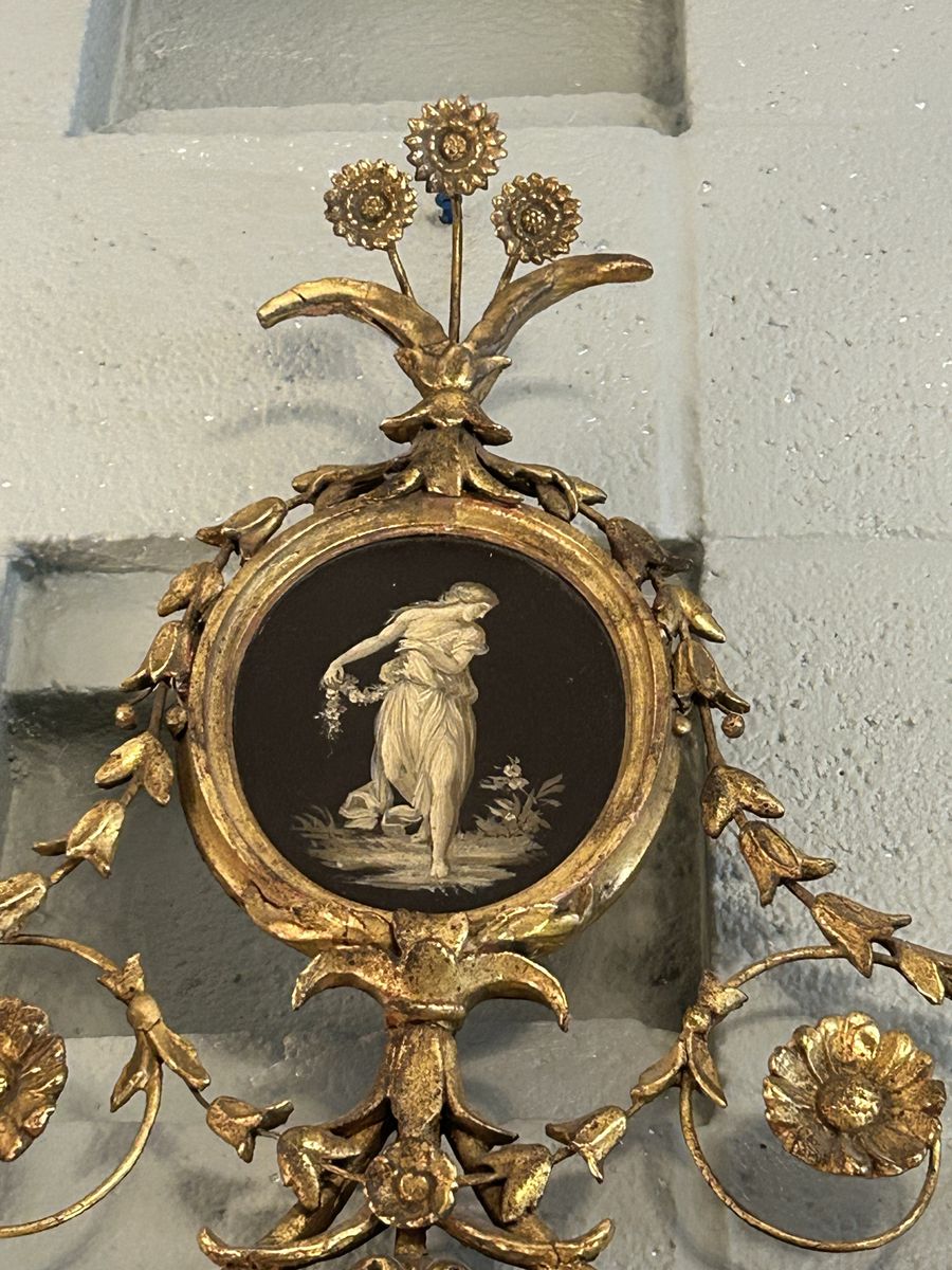 Main image 6