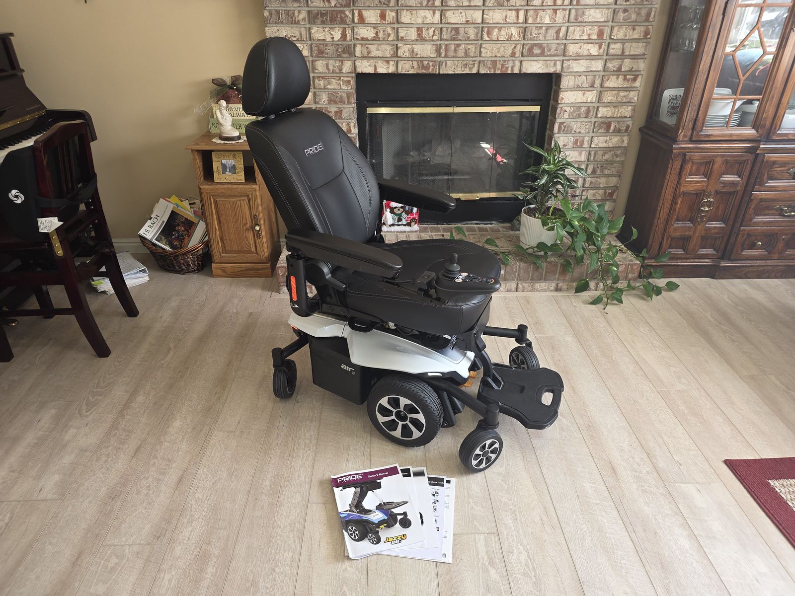 Pride Jazzy Air 2 Elevating Wheelchair - PRICE DROP