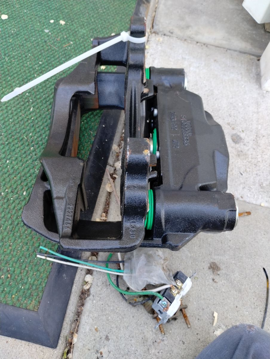 BRAKE CALIPER  AIR BRAKE SYSTEM