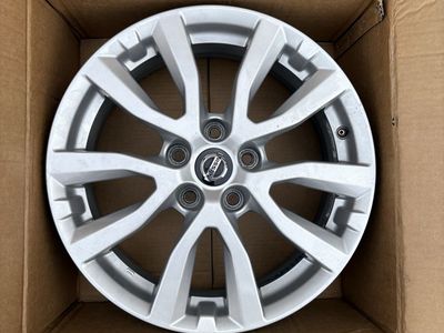 Steel alloy wheels 17”